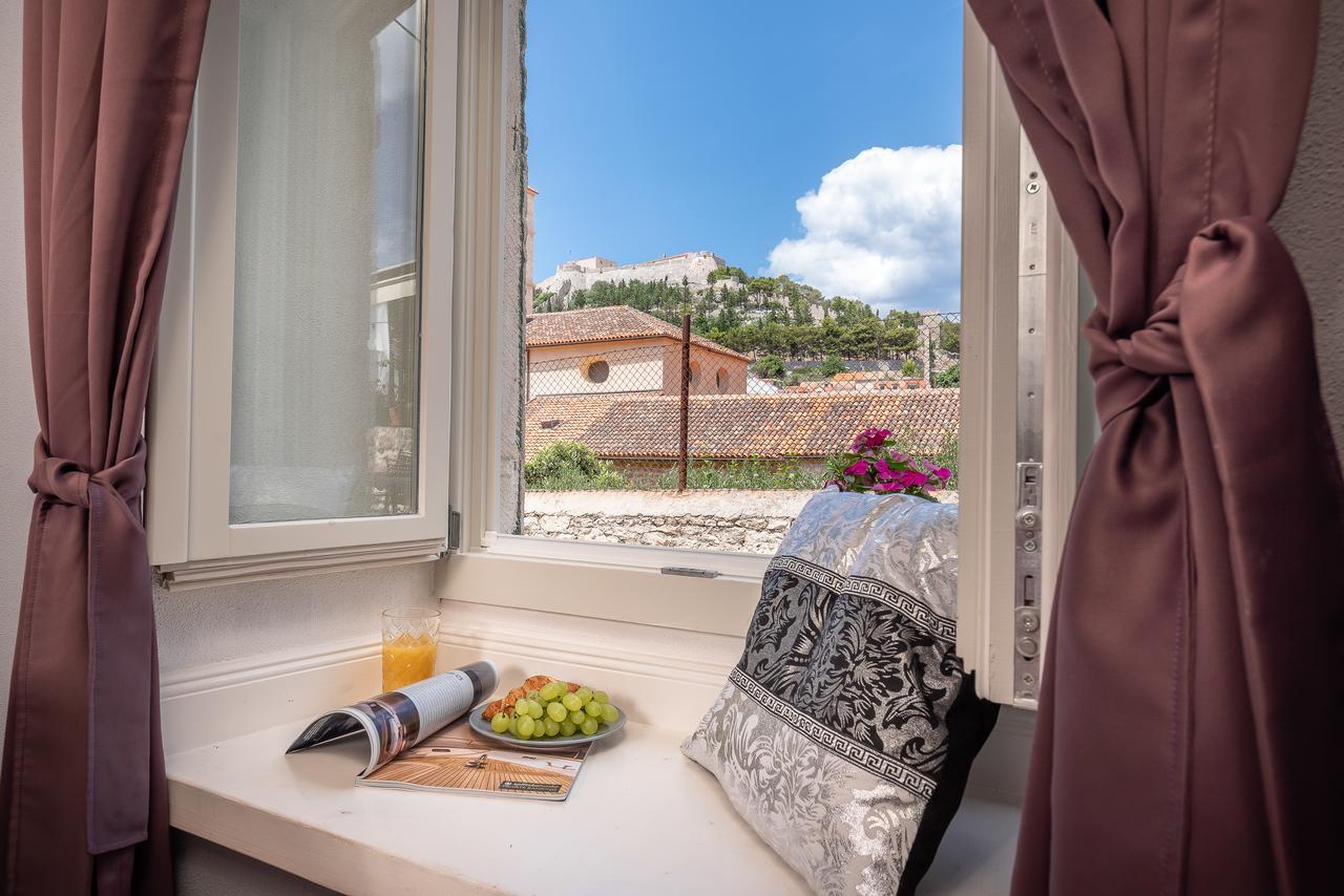 Kampanel 10 Apartman Hvar Town Kültér fotó